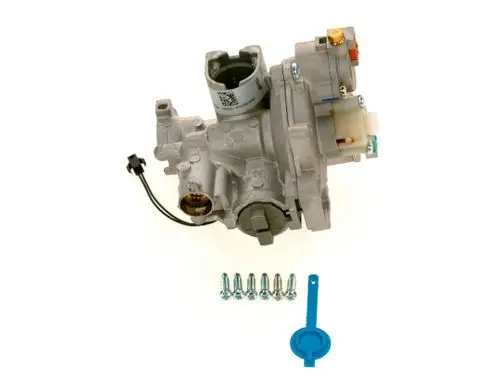BOSCH Gasarmatur in silberner Farbe, mit Anschluss und Steuerung, zusammen mit Schrauben und Schutzabdeckung auf weißem Hintergrund.